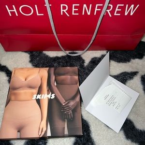 SKIMS BRAND NEW IN BOX